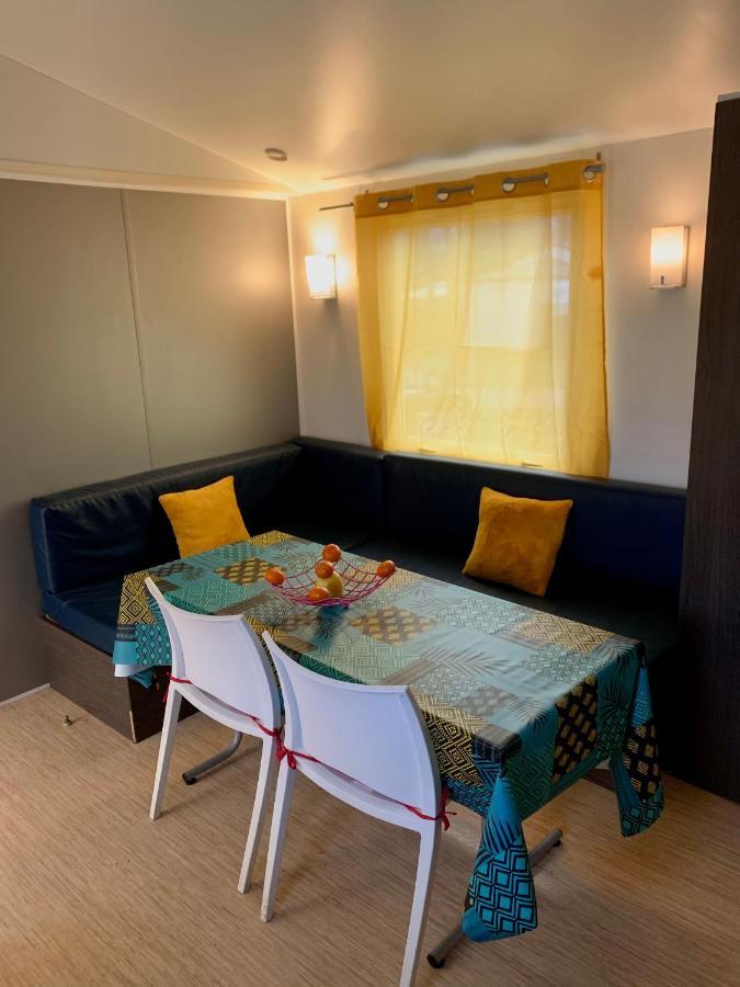 Mobil Home 6 Personnes Saint-Chéron Exterior foto
